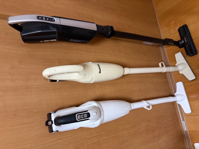 3階建て狭小戸建ての掃除機最適解。ルンバ、キャニスター、マキタ、HIKOKIを経て、今は日立かるパックスティック